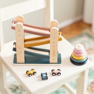 PETITE&MARS 610726 Drewniana zabawka zjeżdżalnia  - tor Milky Way Aurora Pink 18 m+